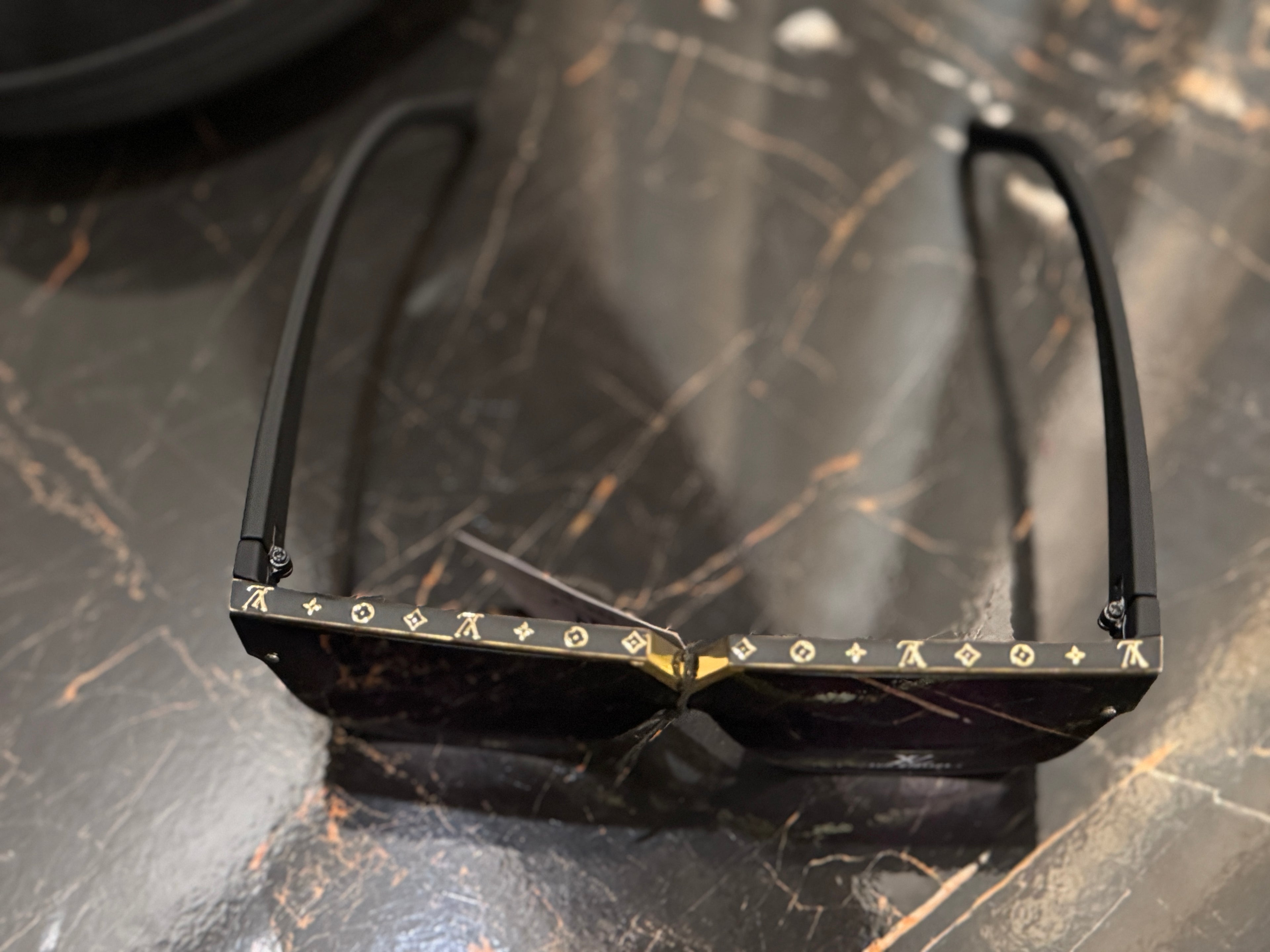 Eldorado LV Sunglasses – Black Luxury Edition with Pouch