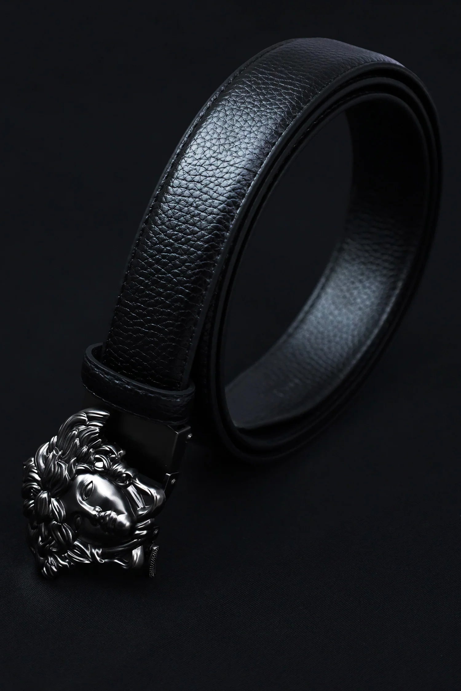 Luxury Black Leather Belt with Medusa Buckle – Men’s Designer Belt